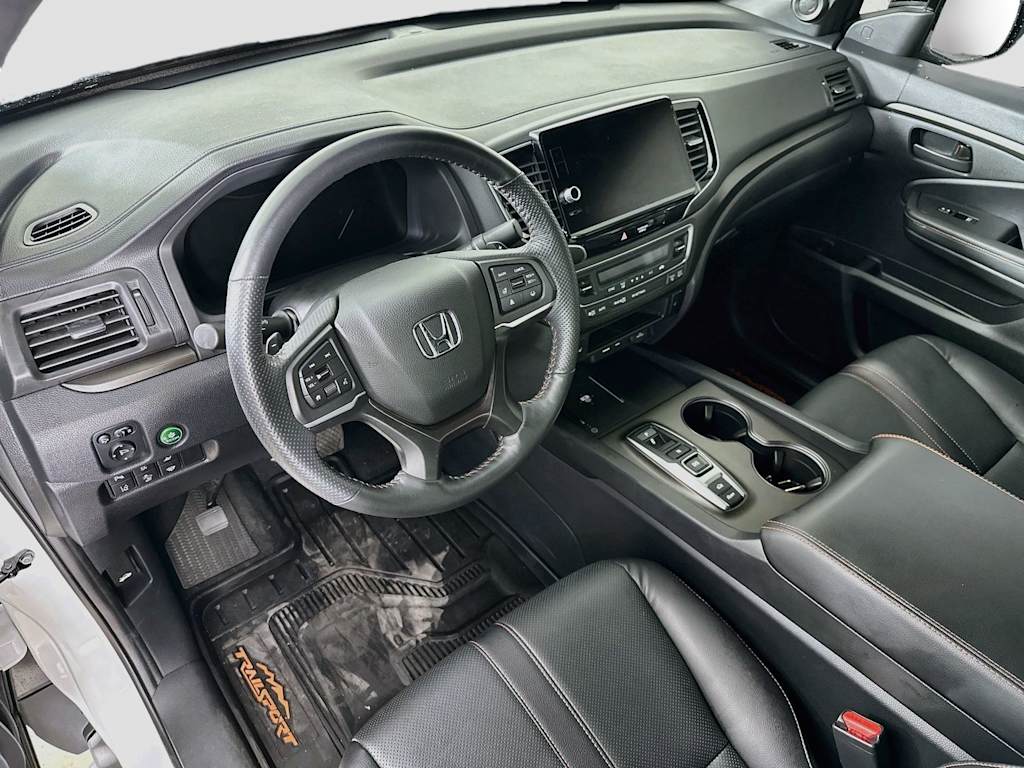 Thumbnail: 2025 Honda Ridgeline - 2