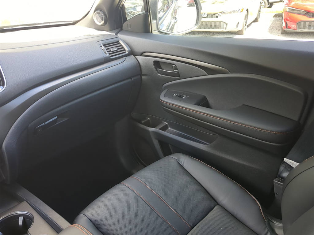 Thumbnail: 2025 Honda Ridgeline - 19