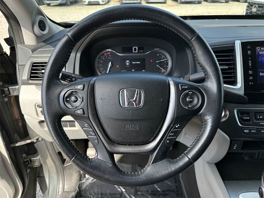 Thumbnail: 2017 Honda Ridgeline - 2