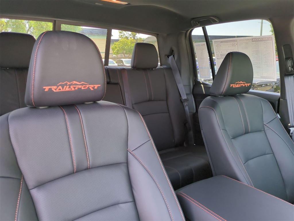 Thumbnail: 2025 Honda Ridgeline - 9