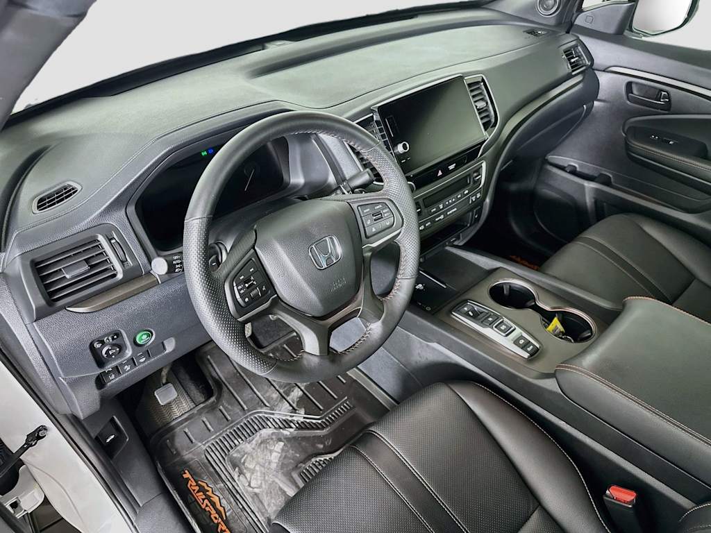 Thumbnail: 2024 Honda Ridgeline - 2