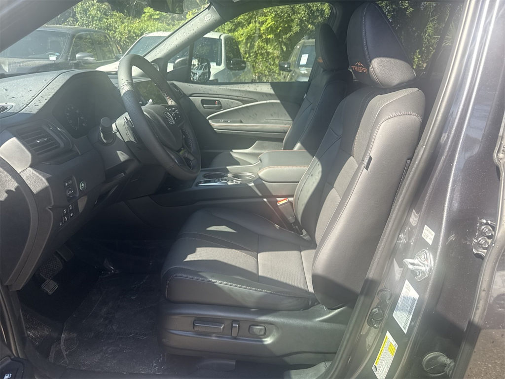 Thumbnail: 2025 Honda Ridgeline - 5