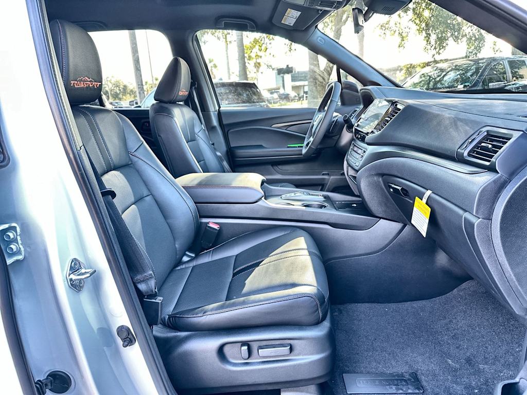 Thumbnail: 2026 Honda Ridgeline - 10