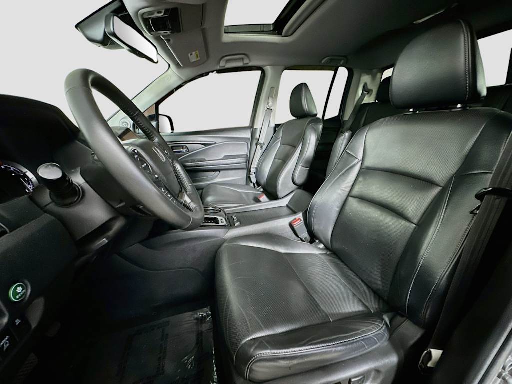 Thumbnail: 2019 Honda Ridgeline - 9
