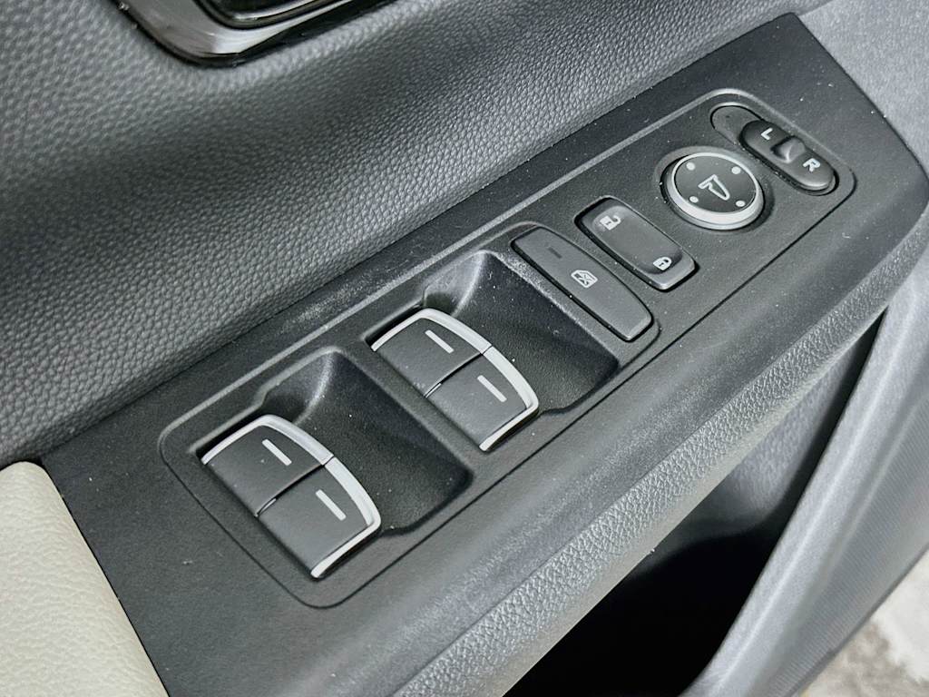 Thumbnail: 2023 Honda CR-V - 29