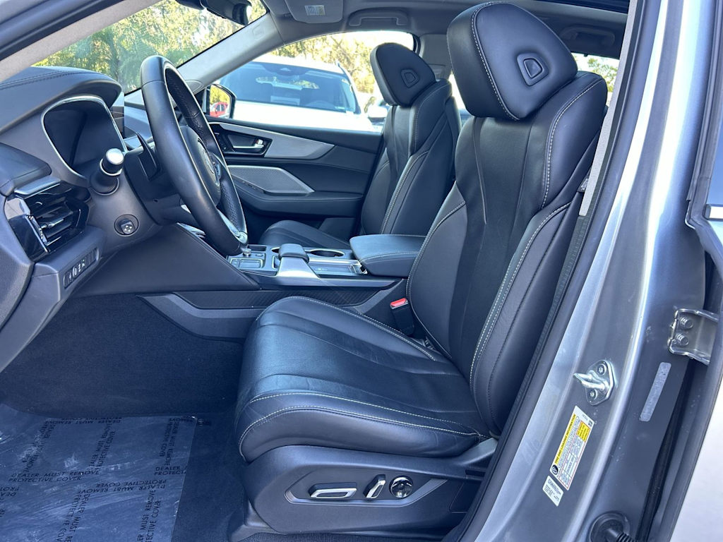 Thumbnail: 2023 Acura MDX - 11