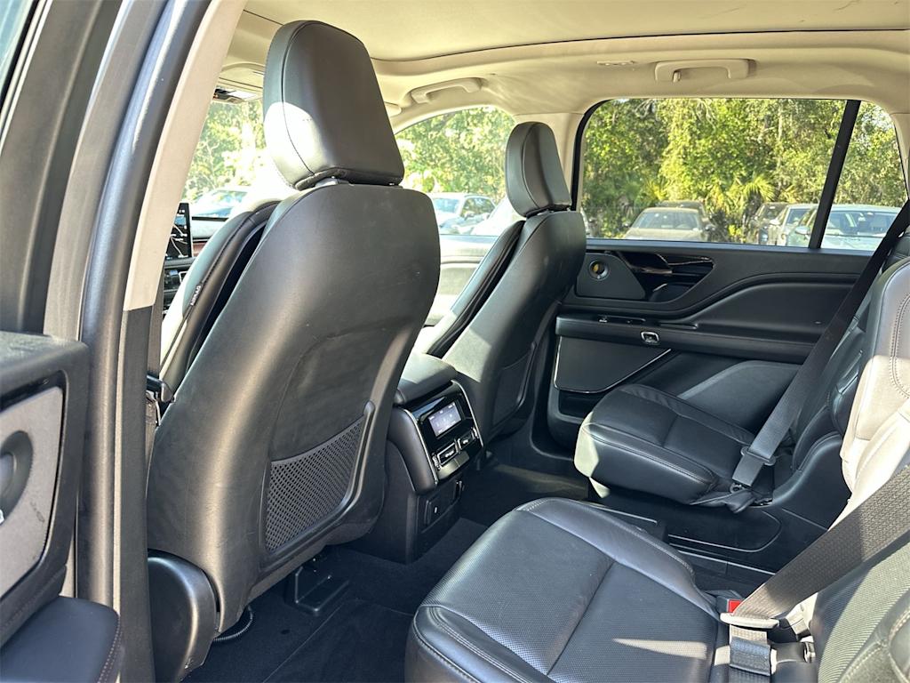 Thumbnail: 2024 Lincoln Aviator - 13