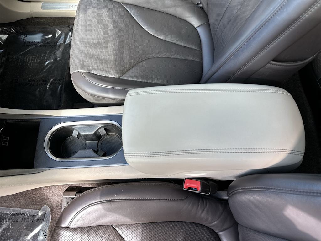 Thumbnail: 2017 Lincoln MKC - 13