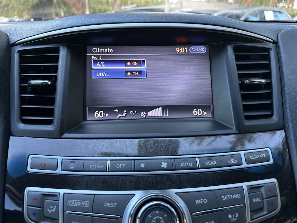 Thumbnail: 2015 INFINITI QX60 - 17