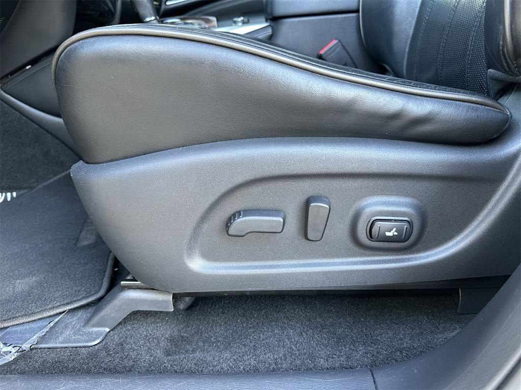 Thumbnail: 2015 INFINITI QX60 - 14