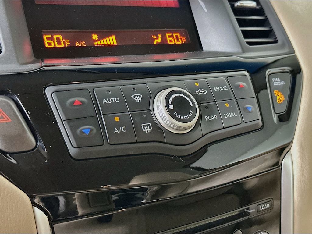 Thumbnail: 2014 Nissan Pathfinder - 23