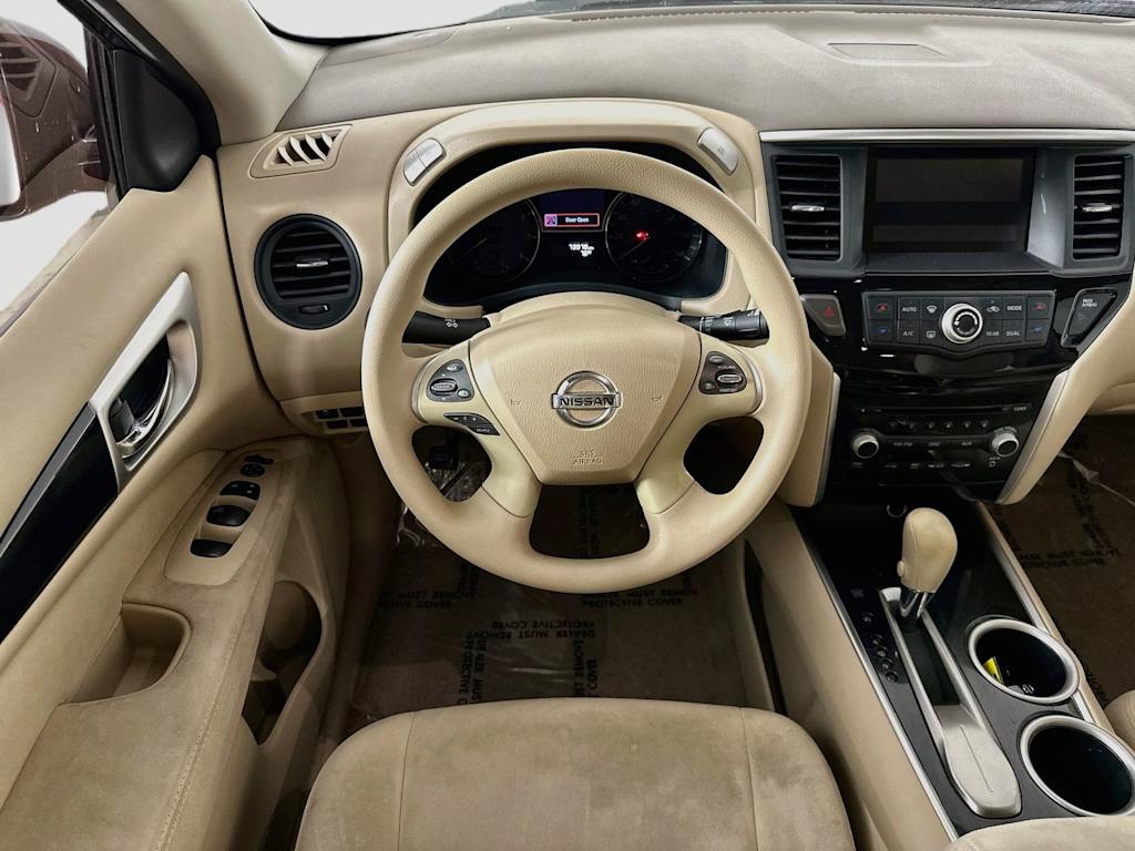 Thumbnail: 2014 Nissan Pathfinder - 8