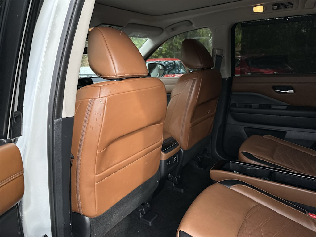 Thumbnail: 2024 Nissan Pathfinder - 13