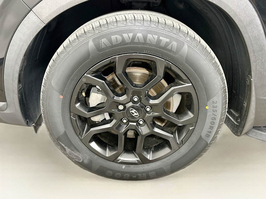 Thumbnail: 2023 Hyundai Santa Fe - 8