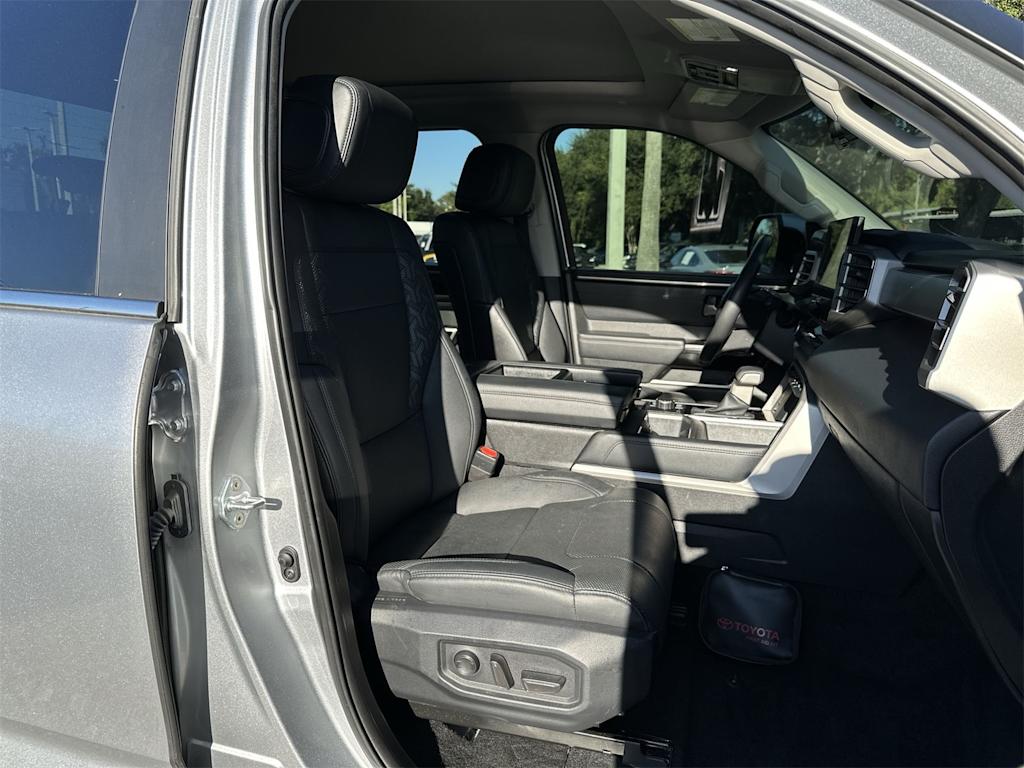 Thumbnail: 2024 Toyota Tundra - 9