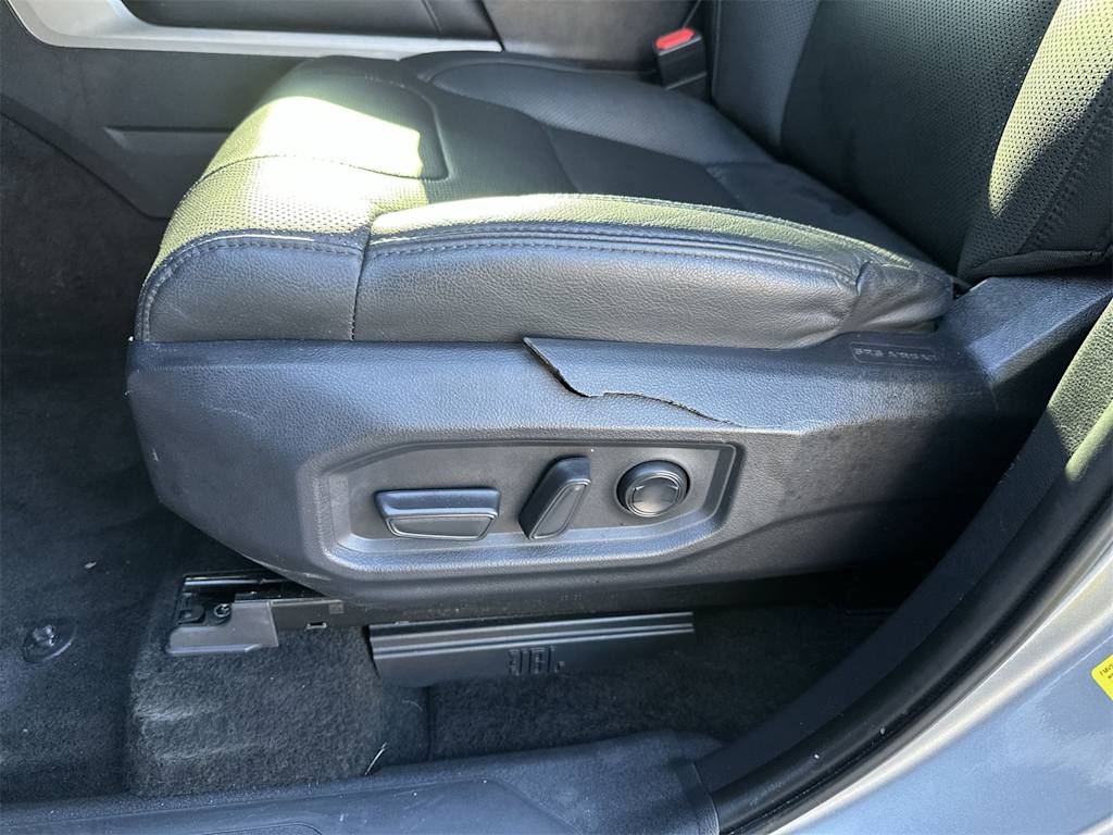 Thumbnail: 2024 Toyota Tundra - 15