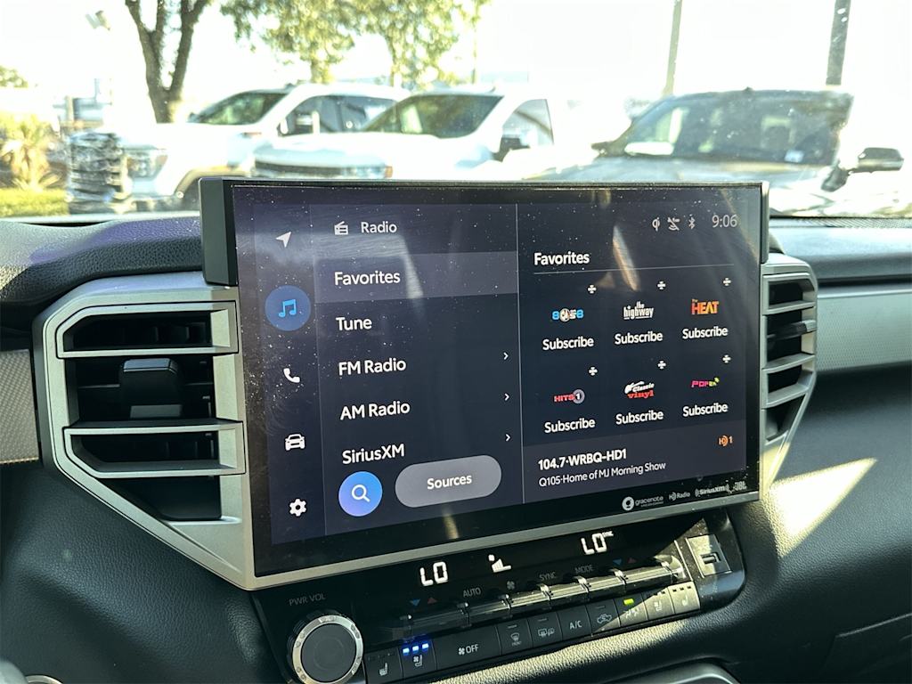 Thumbnail: 2024 Toyota Tundra - 11