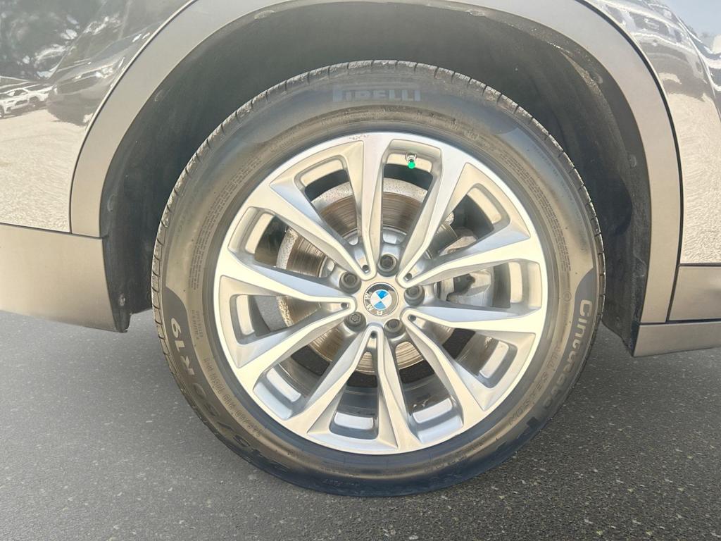 Thumbnail: 2019 BMW X3 - 8