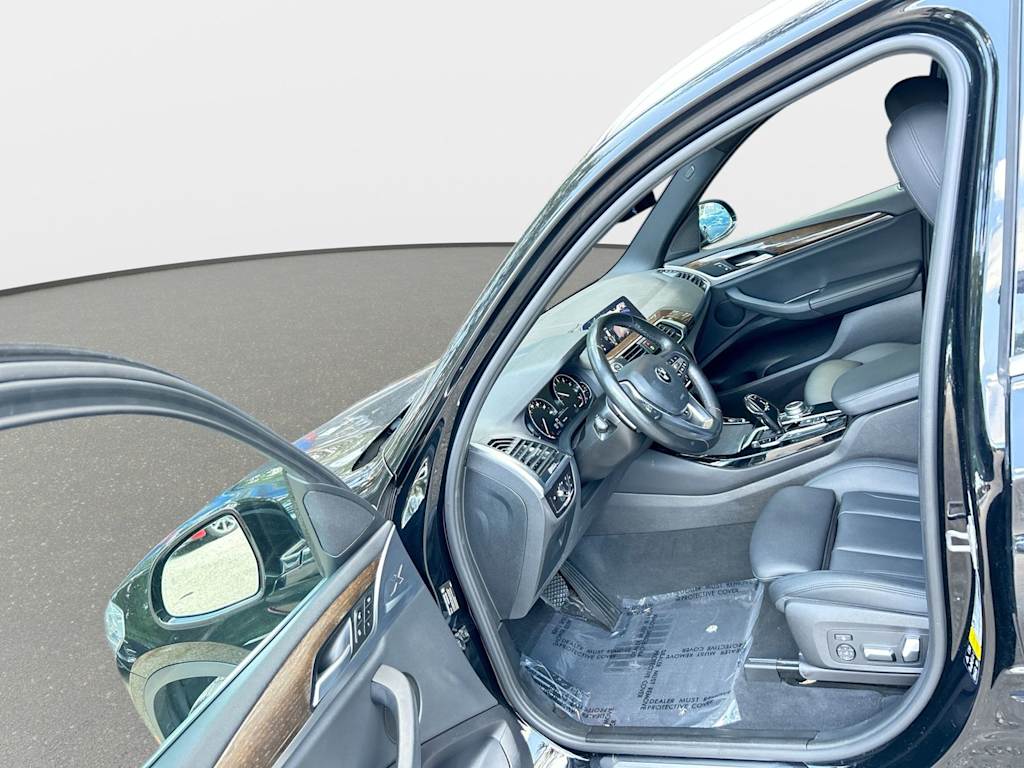Thumbnail: 2021 BMW X3 - 18