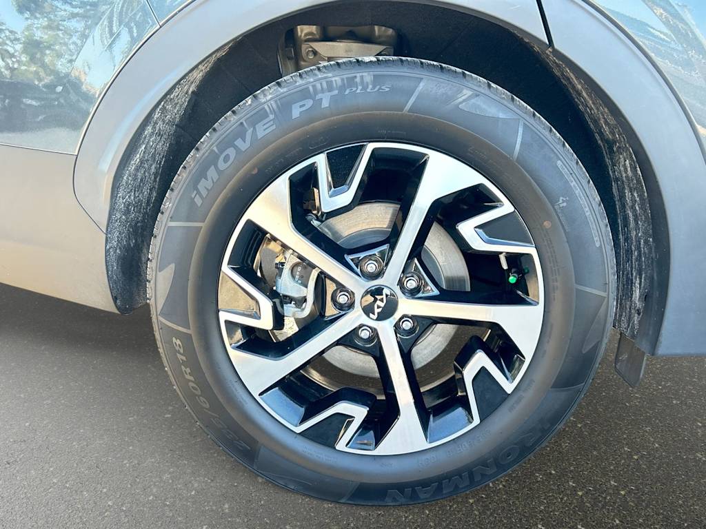 Thumbnail: 2023 Kia Sportage - 8