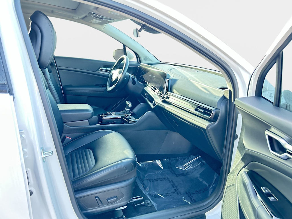 Thumbnail: 2025 Kia Sportage - 10