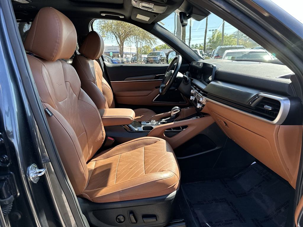 Thumbnail: 2023 Kia Telluride - 19