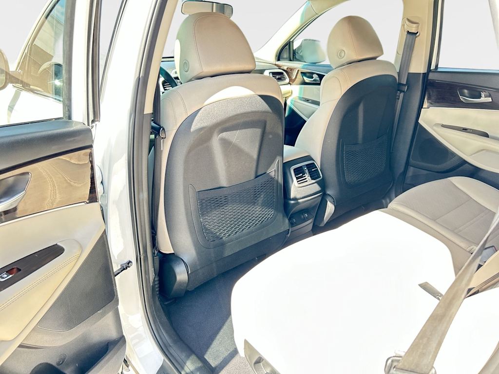 Thumbnail: 2020 Kia Sorento - 12