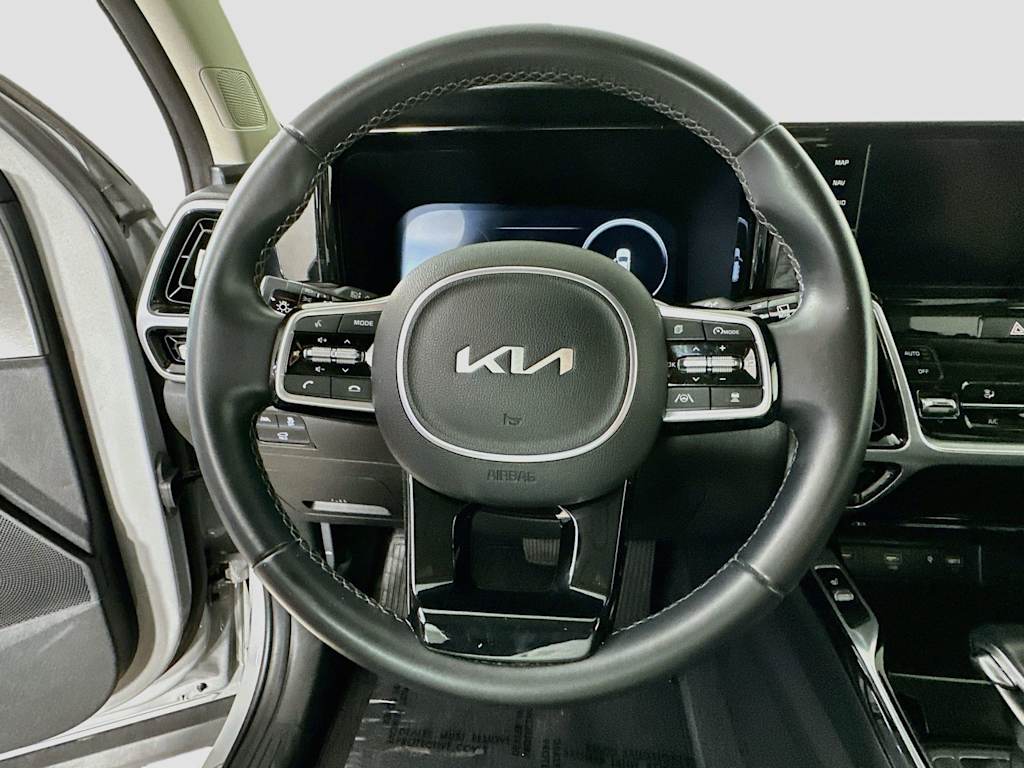 Thumbnail: 2023 Kia Sorento - 15