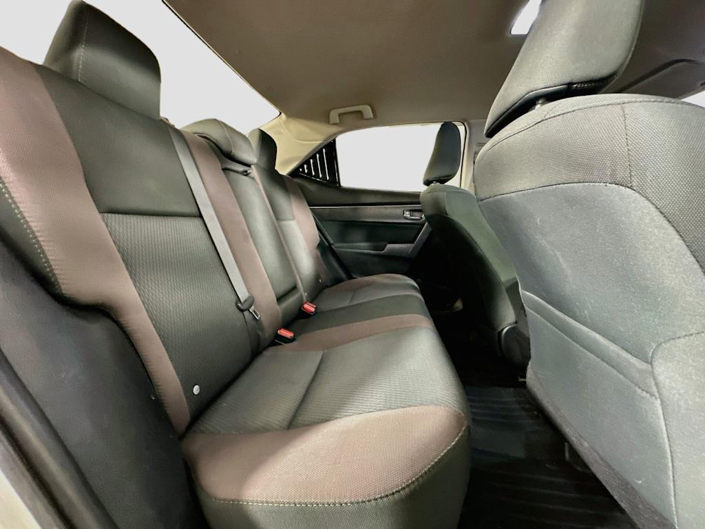 Thumbnail: 2017 Toyota Corolla - 30