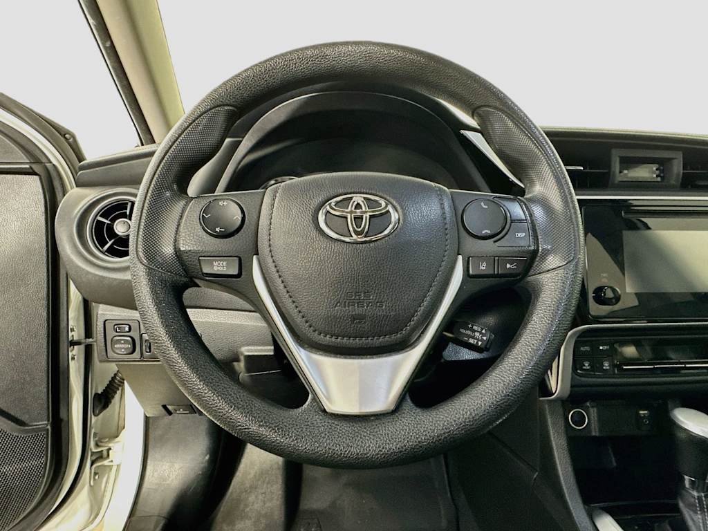 Thumbnail: 2017 Toyota Corolla - 15