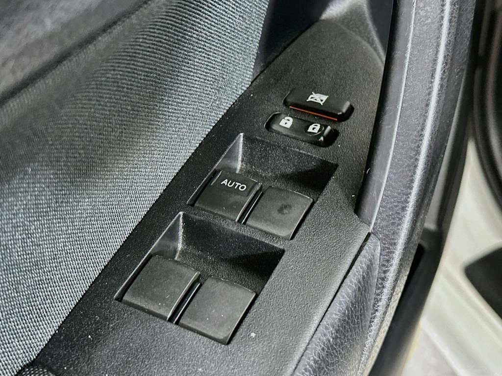 Thumbnail: 2017 Toyota Corolla - 28