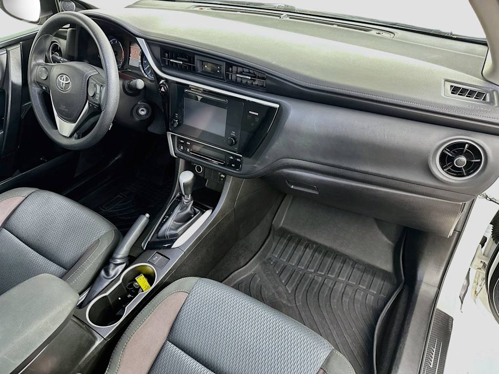 Thumbnail: 2017 Toyota Corolla - 31