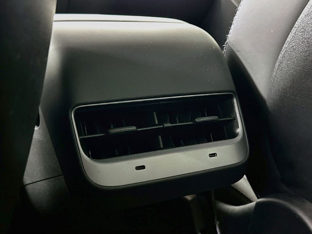 Thumbnail: 2021 Tesla Model Y - 19
