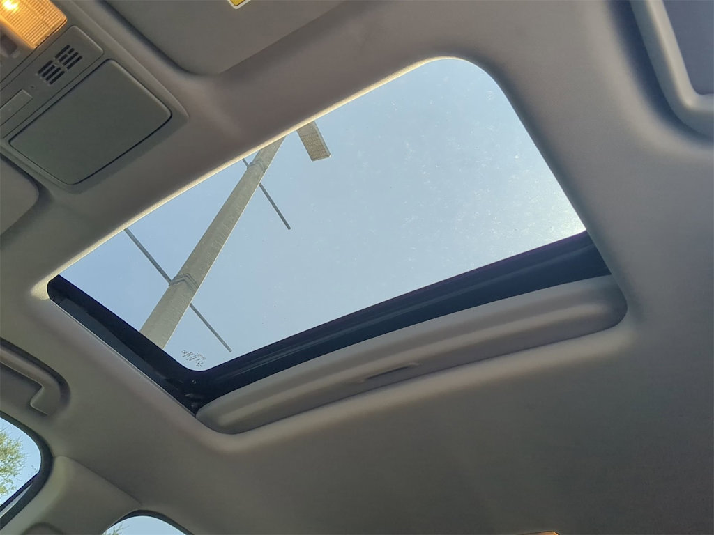 Thumbnail: 2019 Honda CR-V - 21