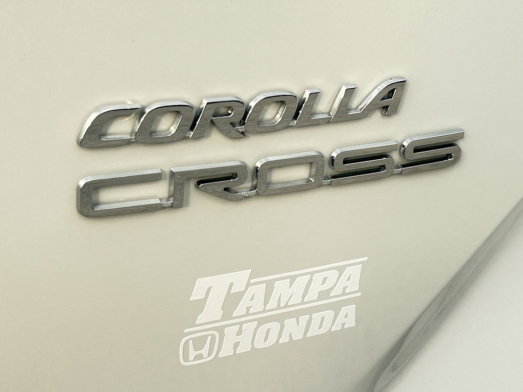 Thumbnail: 2024 Toyota Corolla Cross - 6