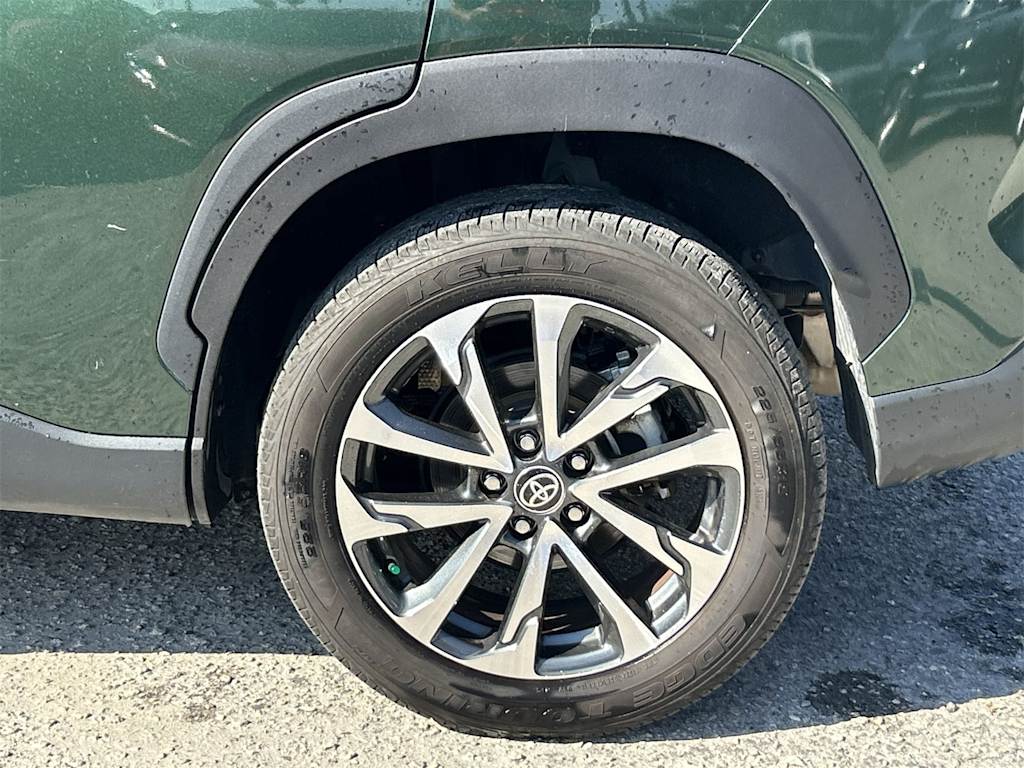 Thumbnail: 2023 Toyota Corolla Cross - 8