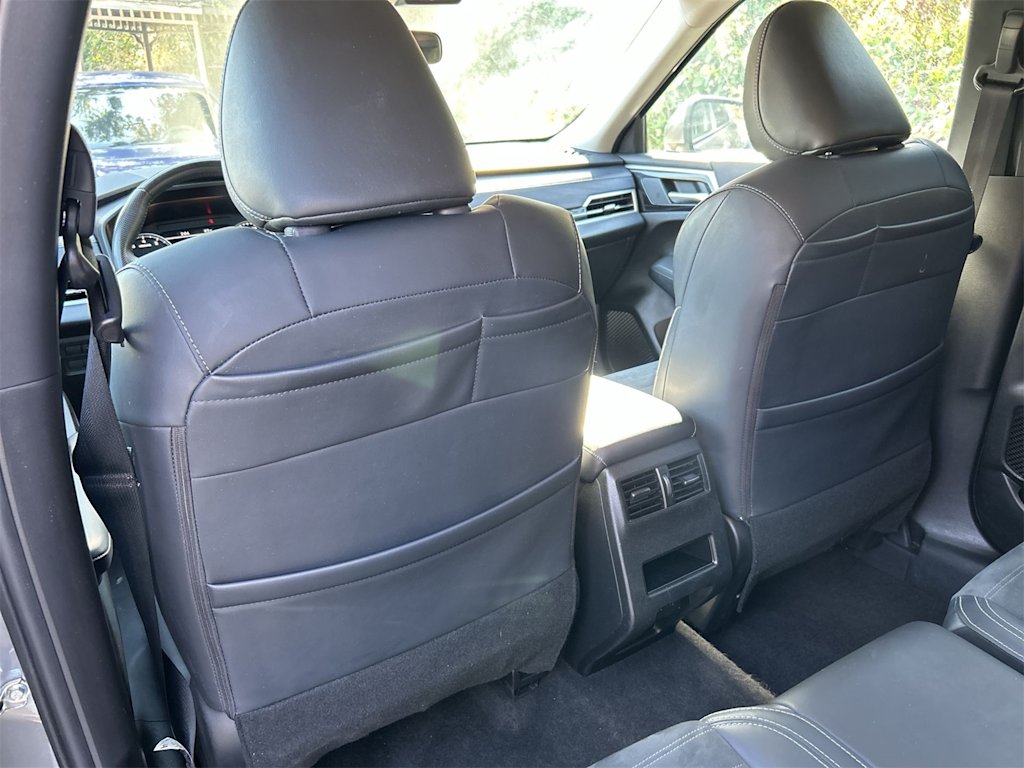 Thumbnail: 2024 Mitsubishi Outlander - 20