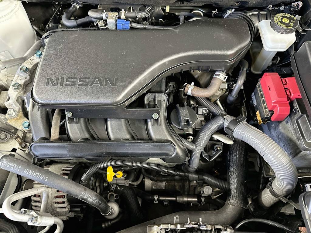 Thumbnail: 2019 Nissan Rogue Sport - 9