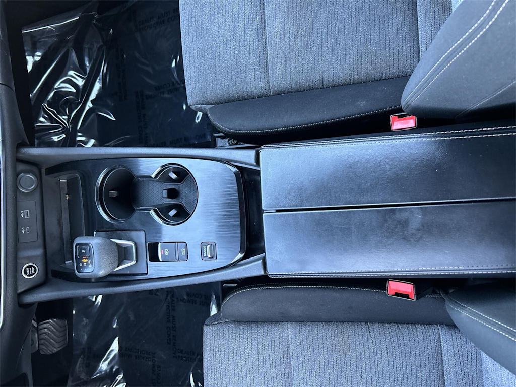 Thumbnail: 2023 Nissan Rogue - 21