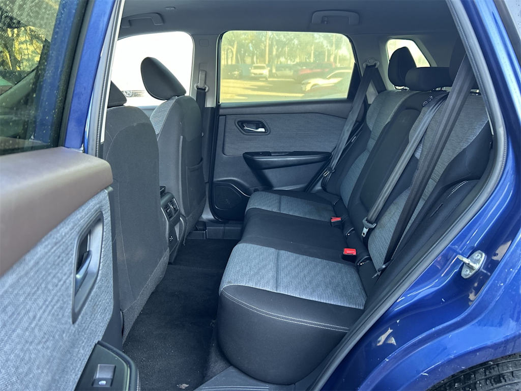 Thumbnail: 2023 Nissan Rogue - 19