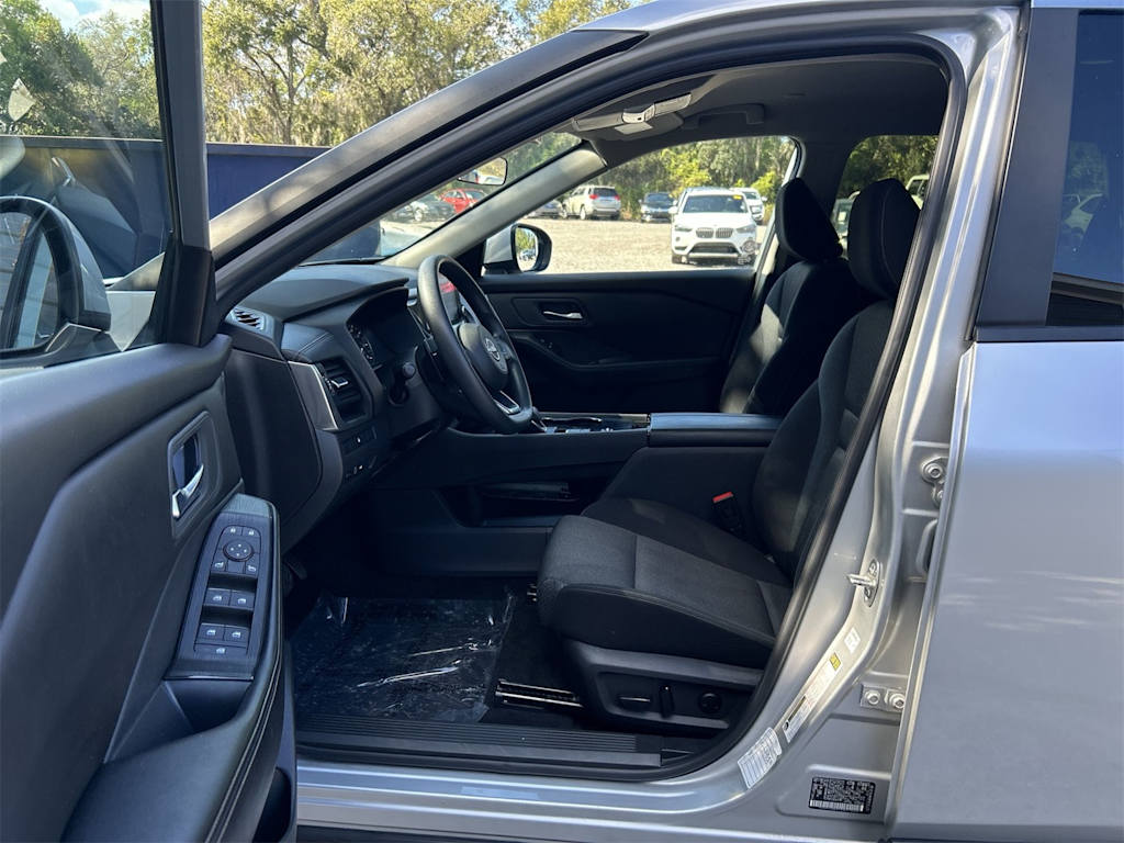 Thumbnail: 2024 Nissan Rogue - 20