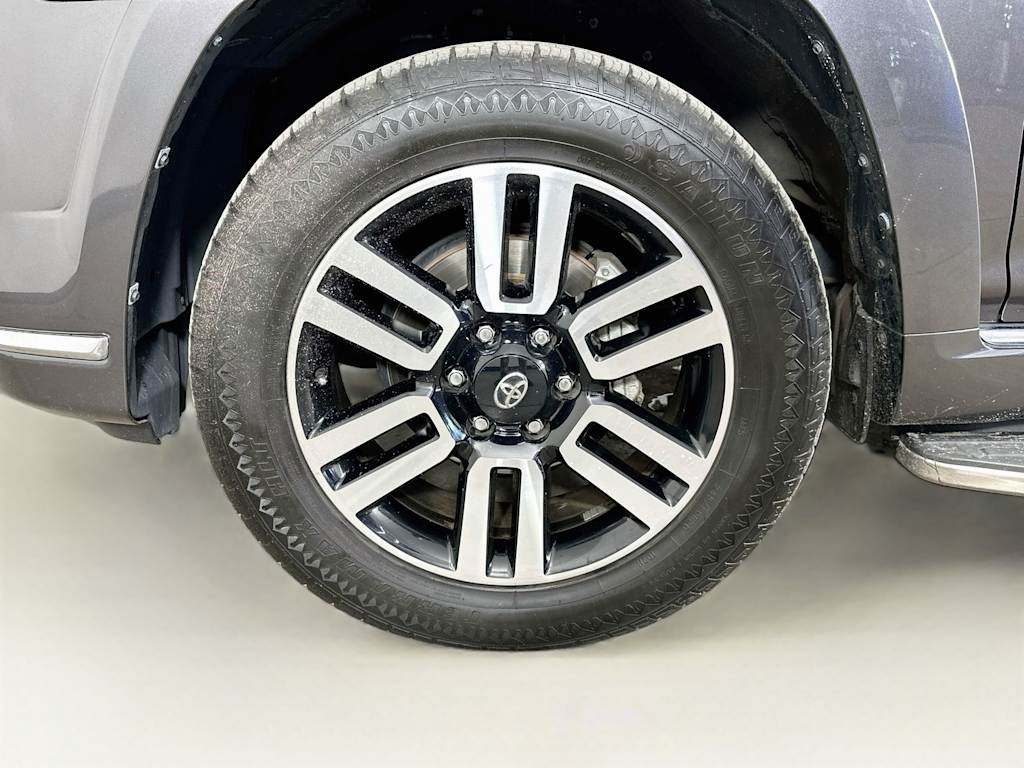 Thumbnail: 2022 Toyota 4Runner - 8