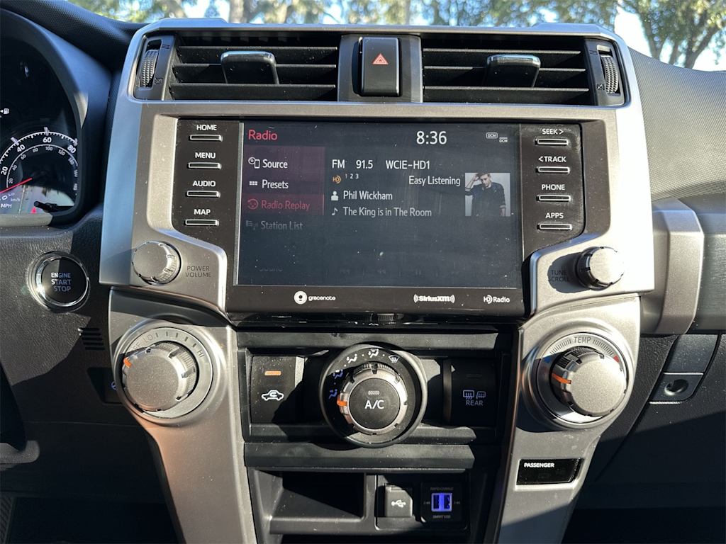 Thumbnail: 2024 Toyota 4Runner - 10