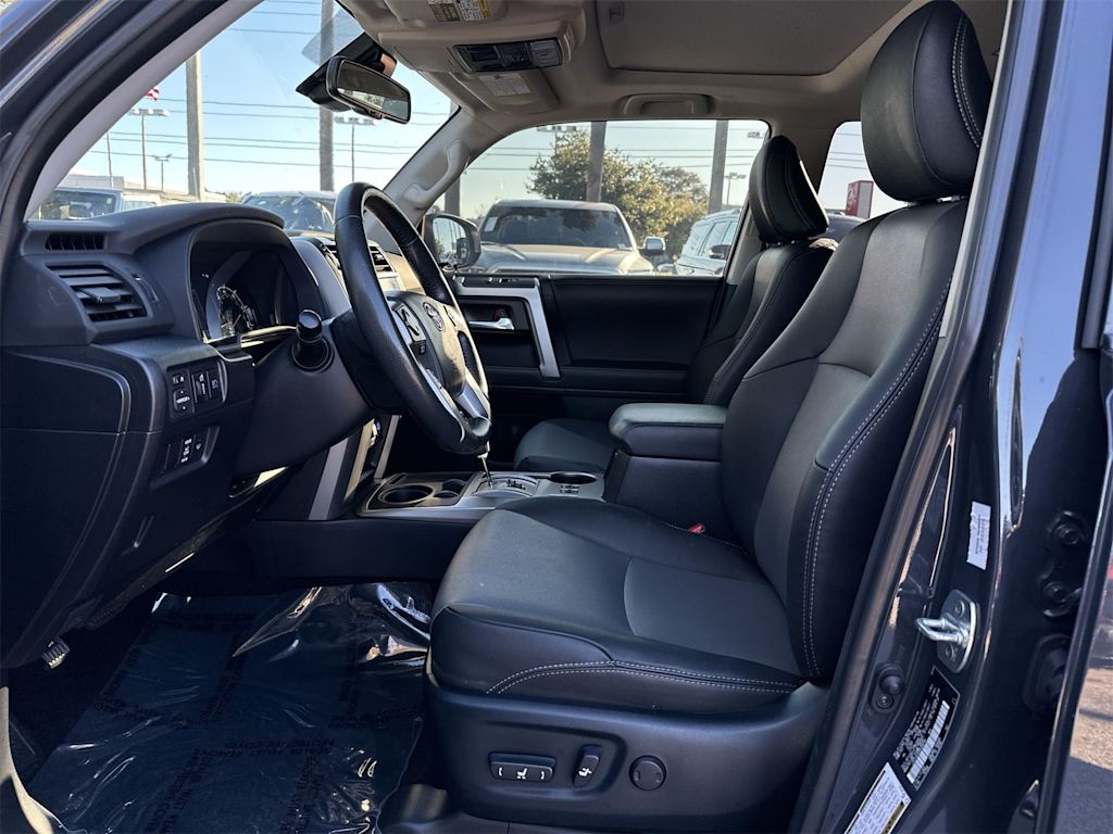 Thumbnail: 2024 Toyota 4Runner - 7