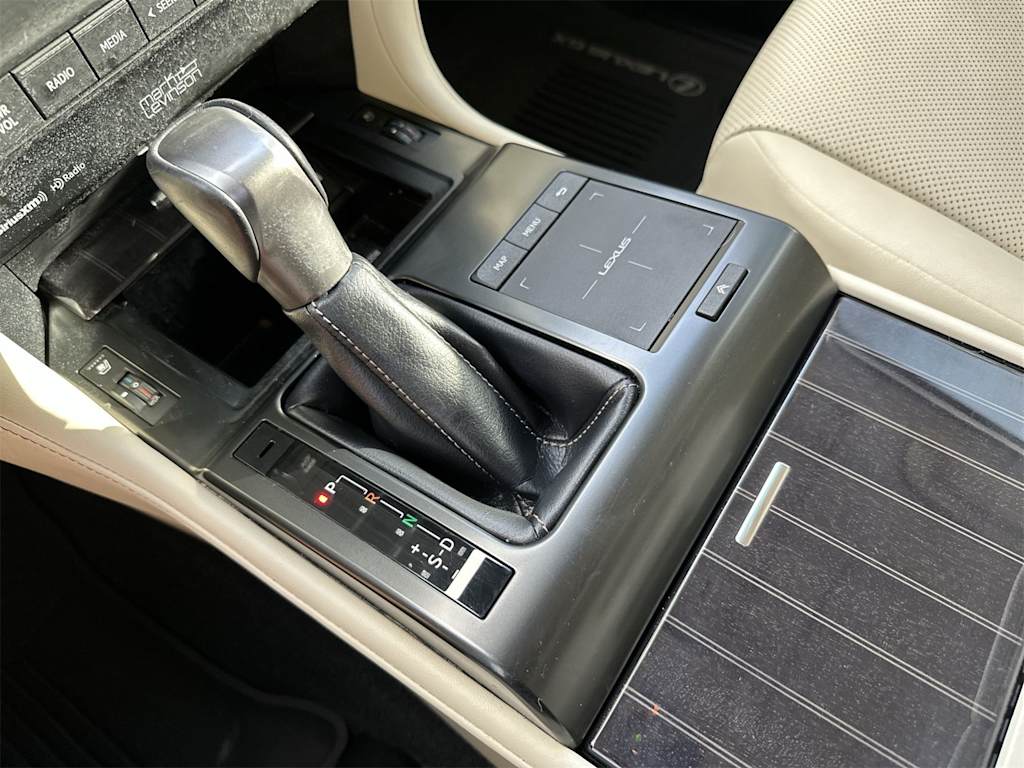 Thumbnail: 2023 Lexus GX - 11