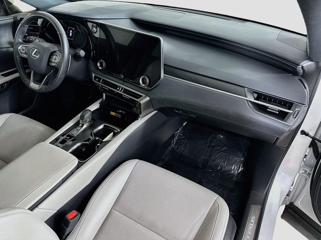 Thumbnail: 2024 Lexus RX - 32