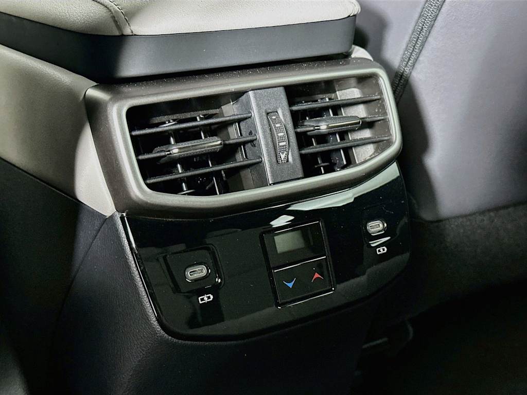Thumbnail: 2024 Lexus RX - 22