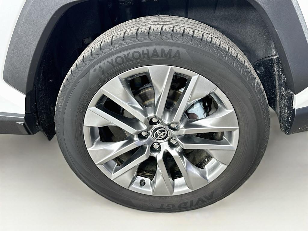 Thumbnail: 2023 Toyota RAV4 - 8
