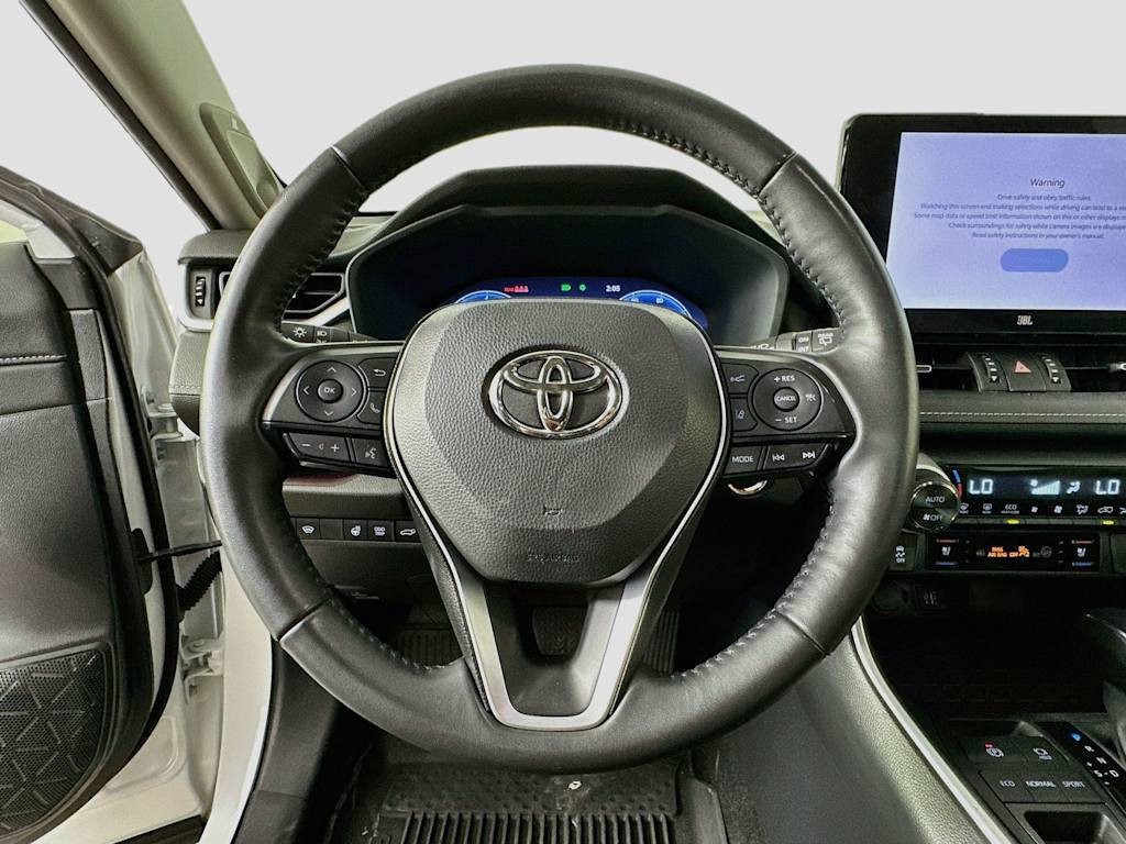 Thumbnail: 2023 Toyota RAV4 - 14
