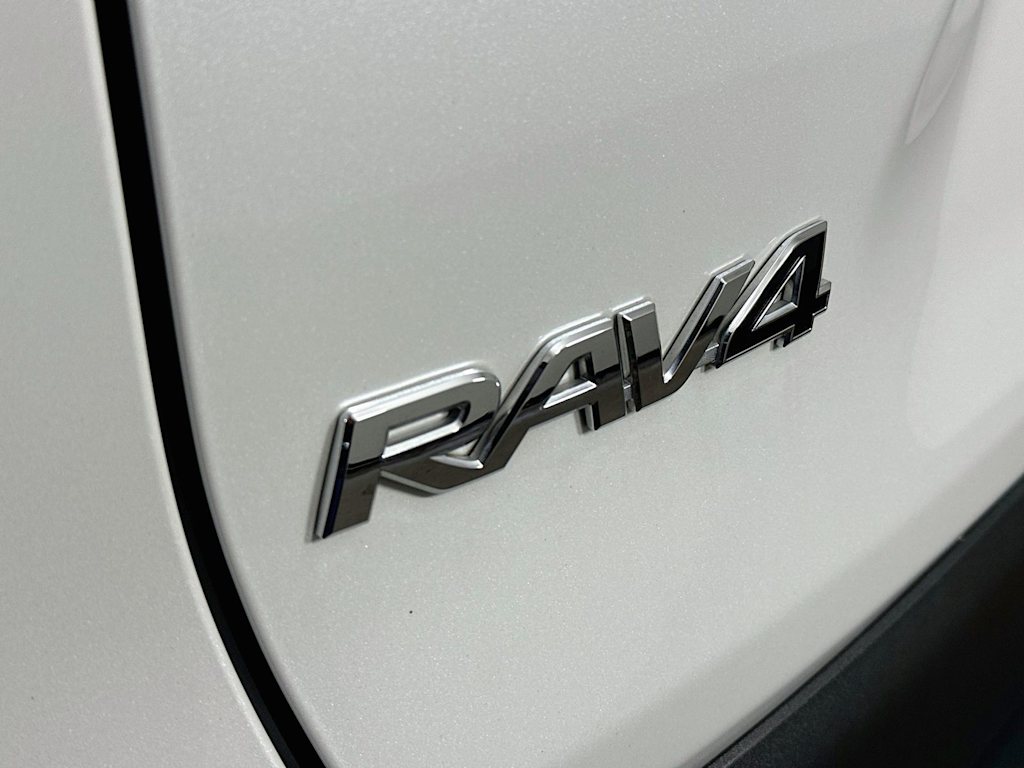Thumbnail: 2023 Toyota RAV4 - 7